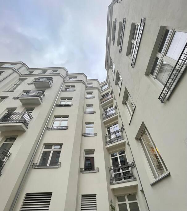 Cute Apartment Perfect For Business And Travel. Warsaw Exterior photo